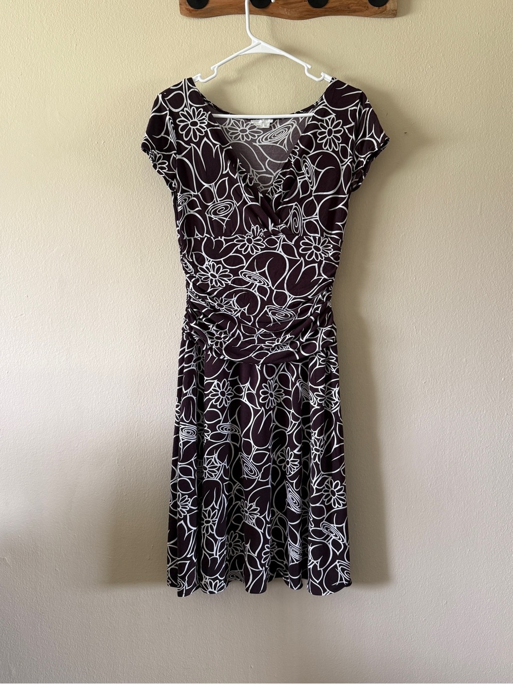 London Times Y2K Brown Floral Cap Sleeves Ruched Wrap Empire Waist Dress Size 10